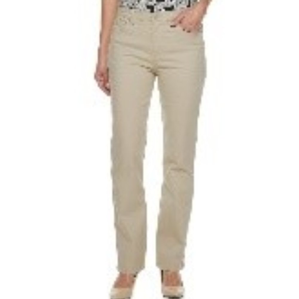 Brand New! NWT Gloria Vanderbilt Jeans Amanda Sz16